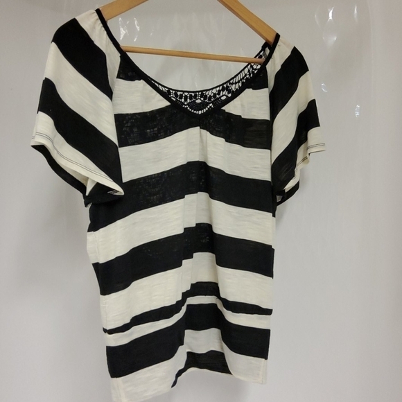 𝅺david Kahn top black white size xsmall lace back - Picture 1 of 5